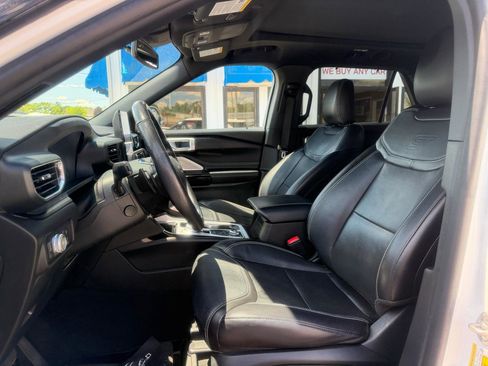 Used 2022 Ford Explorer ST w/ Equipment Group 401A AWD/4WD image 11