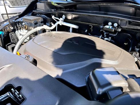 Used 2023 Honda Odyssey Sport image 35