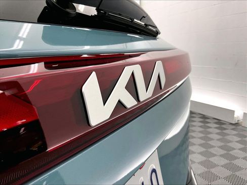 Used 2024 Kia Seltos S FWD image 32