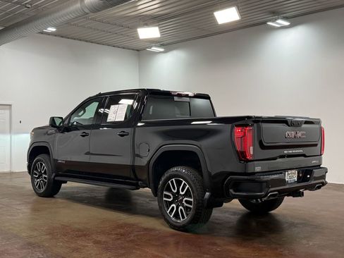 Used 2024 GMC Sierra 1500 AT4 w/ Technology Package AWD/4WD image 27