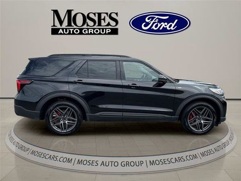 Certified 2026 Ford Explorer ST-Line w/ ST-Line Street Pack AWD/4WD image 4