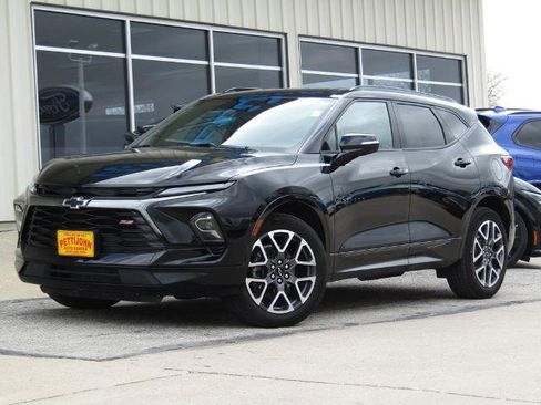 Used 2025 Chevrolet Blazer RS AWD/4WD image 12