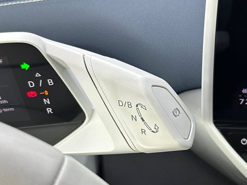 Used 2023 Volkswagen ID.4 Pro S image 24