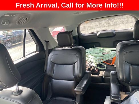 Used 2022 Ford Explorer XLT w/ Equipment Group 202A AWD/4WD image 8