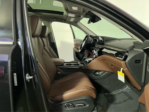 Used 2025 Acura MDX SH-AWD w/ Advance Package image 31