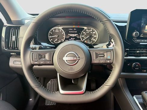 New 2025 Nissan Pathfinder SV w/ Cargo Package image 11