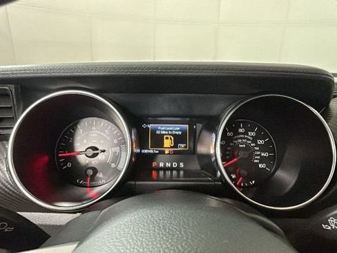 Used 2022 Ford Mustang Coupe RWD image 18