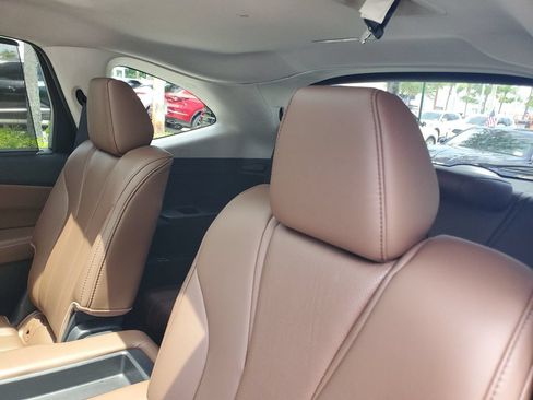 Used 2024 Acura MDX FWD w/ Technology Package image 13