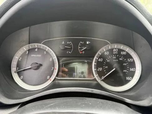 Used 2015 Nissan Sentra SV FWD image 18