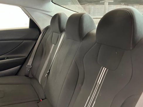 Used 2024 Hyundai Elantra SEL FWD image 20
