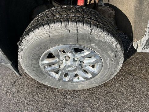 Used 2018 Chevrolet Silverado 2500 LT w/ All Star Edition image 12