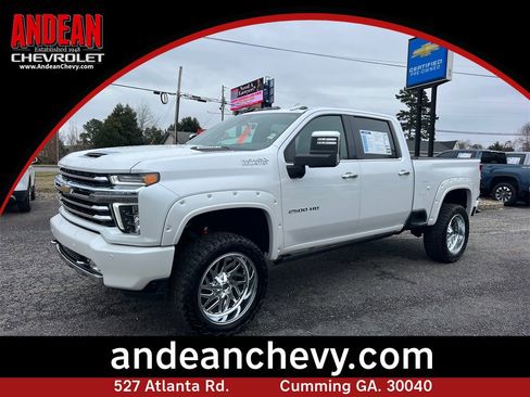 Used 2022 Chevrolet Silverado 2500 High Country w/ Z71 Off-Road Package image 1