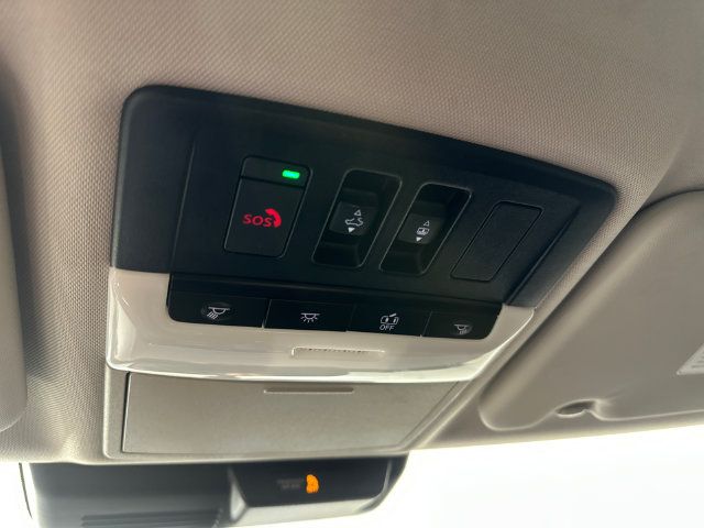 Used 2024 Mitsubishi Outlander Ralliart AWD/4WD image 20