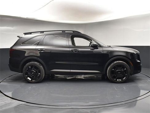 Certified 2024 Kia Sorento X-Line EX image 9