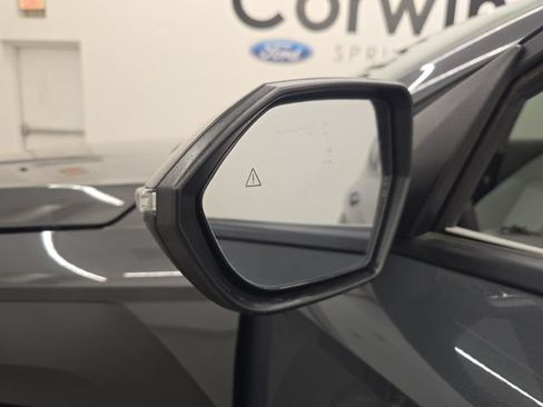 Used 2025 Hyundai Kona SEL AWD/4WD image 35