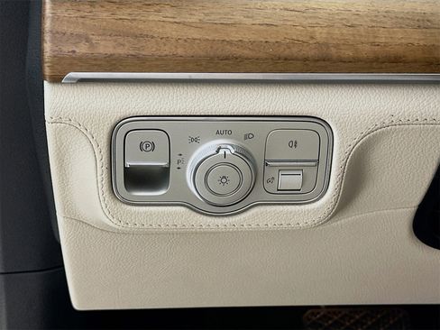 Certified 2023 Mercedes-Benz GLE 450 4MATIC image 11