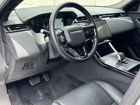 Used 2025 Land Rover Range Rover Velar Dynamic SE AWD/4WD image 16