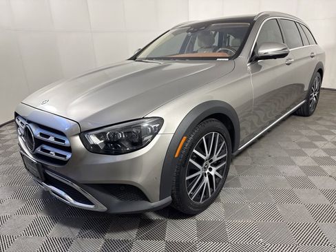 Certified 2022 Mercedes-Benz E 450 4MATIC All-Terrain Wagon image 12