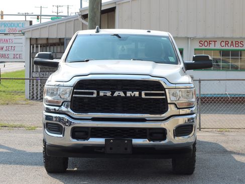 Used 2022 RAM 2500 Tradesman AWD/4WD image 2