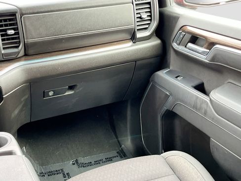Used 2023 Chevrolet Silverado 1500 LT AWD/4WD image 24