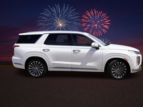 Used 2024 Hyundai Palisade Calligraphy AWD/4WD image 3