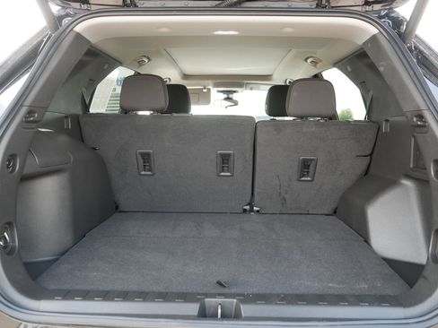 Used 2022 Chevrolet Equinox LT AWD/4WD image 18