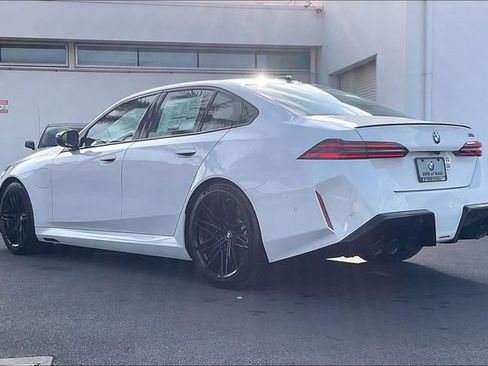 New 2026 BMW M5 w/ Executive Package image 3