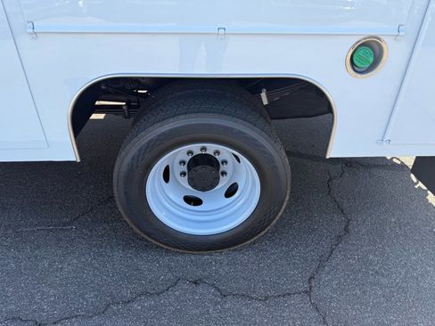 New 2026 Ford F550 4x4 Crew Cab Super Duty image 30