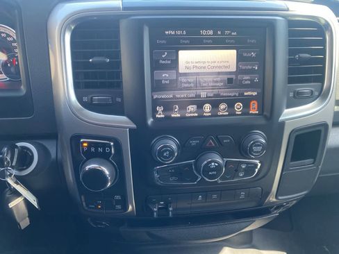 Used 2017 RAM 1500 Classic SLT w/ SLT Plus D￩cor Group AWD/4WD image 14