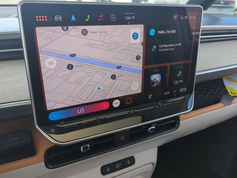 New 2025 Volkswagen ID. Buzz 1st Edition image 12