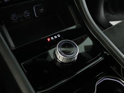 Used 2023 Jeep Grand Cherokee Altitude AWD/4WD image 16
