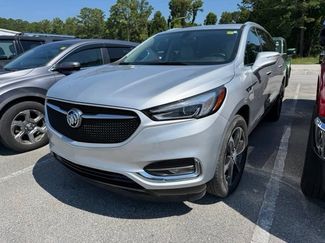 Used 2020 Buick Enclave Essence w/ Sport Touring Edition FWD video 1
