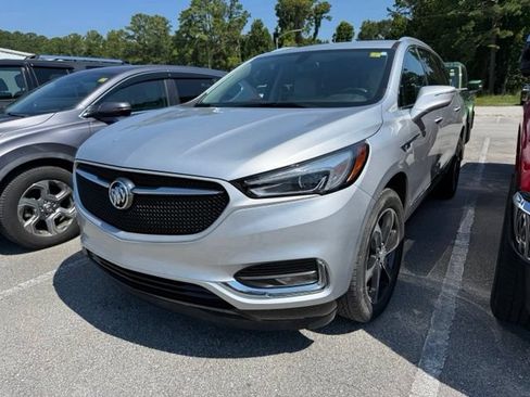 Used 2020 Buick Enclave Essence w/ Sport Touring Edition FWD image 1