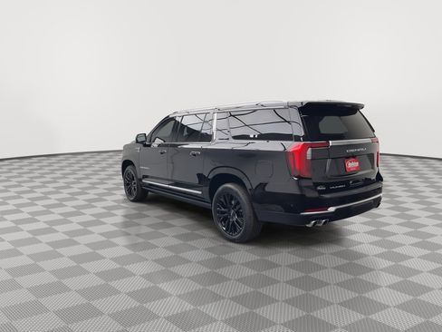 Certified 2025 GMC Yukon XL Denali w/ Sun & Power Step Package image 44