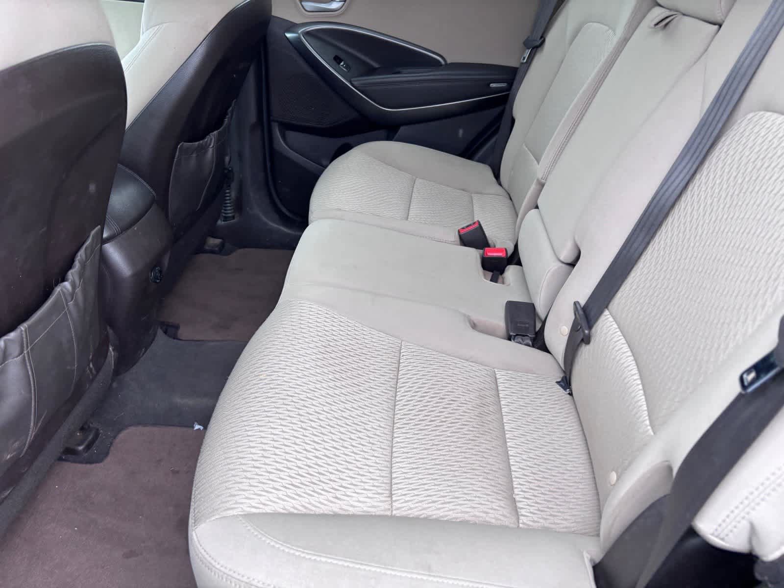 Used 2017 Hyundai Santa Fe Sport FWD image 11