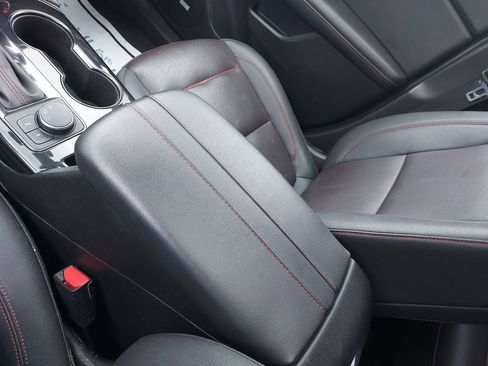 Used 2022 Chevrolet Blazer RS w/ Enhanced Convenience Package FWD image 26