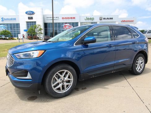 Used 2024 Ford Edge SEL AWD/4WD image 16