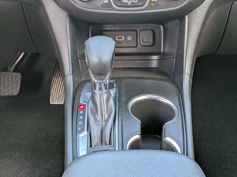 Used 2022 Chevrolet Equinox LT AWD/4WD image 19