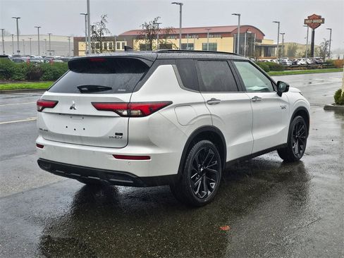 New 2025 Mitsubishi Outlander SEL Black Edition image 5