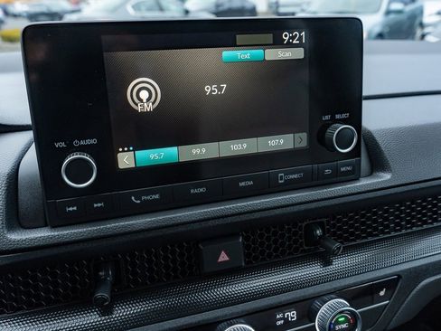 Certified 2025 Honda CR-V EX image 28