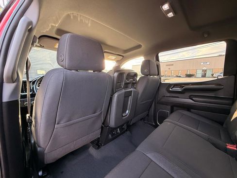 Used 2024 GMC Sierra 1500 SLE image 15