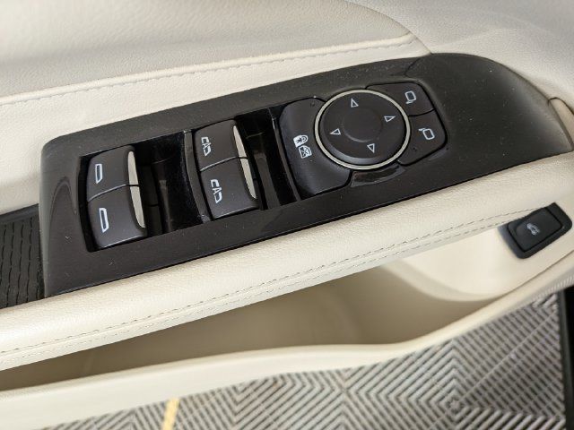 Certified 2023 Cadillac CT4 Premium Luxury AWD/4WD image 5