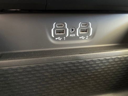 New 2022 RAM 2500 Big Horn w/ Level C Equiment Group image 44