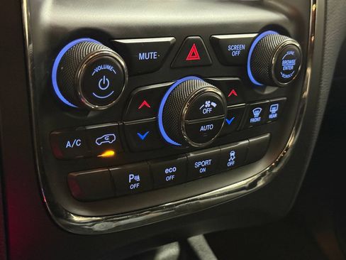 Used 2019 Dodge Durango R/T w/ Blacktop Package AWD/4WD image 57