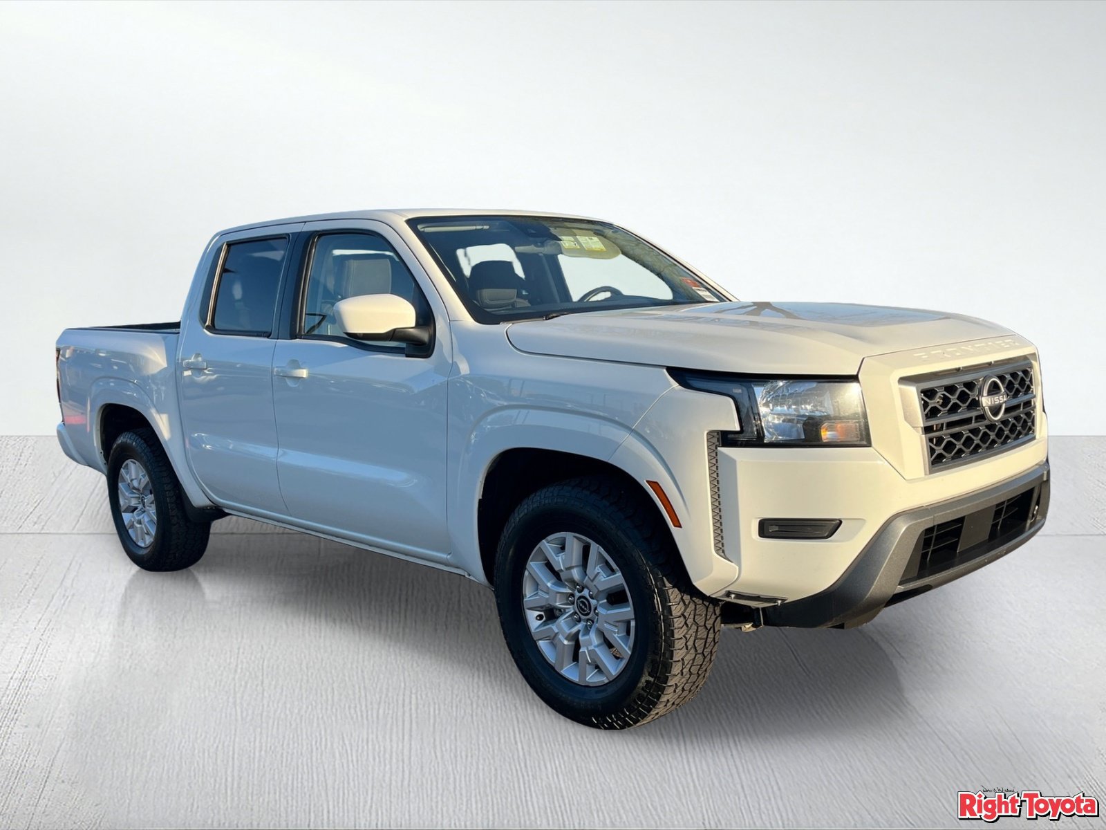 Used 2022 Nissan Frontier SV RWD image 8