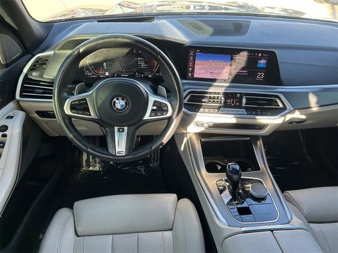 Used 2021 BMW X5 sDrive40i w/ M Sport Package image 17