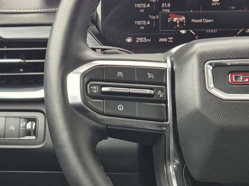 Used 2025 GMC Acadia Elevation image 26