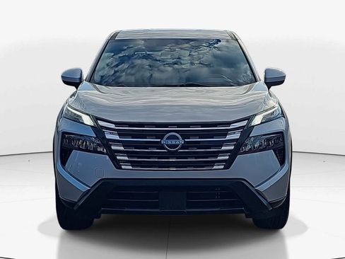 Used 2024 Nissan Rogue SV image 10