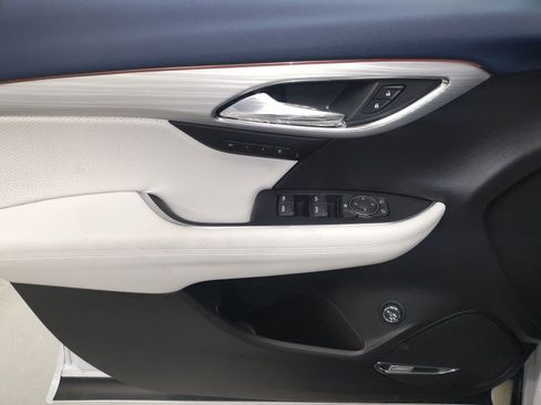 New 2026 Buick Envision Avenir image 27