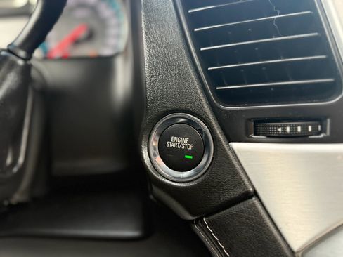 Used 2018 GMC Yukon XL SLT w/ Open Road Package image 29